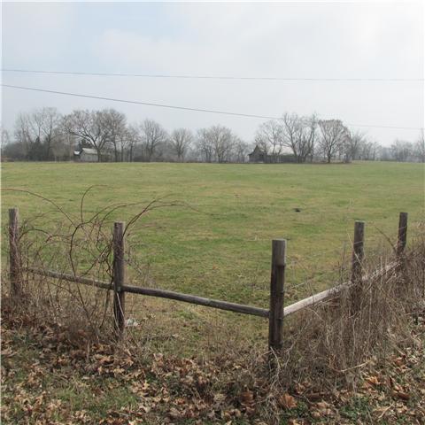0 Sixteenth Model Road Wartrace, TN 37183 - Photo 11 of 19 a view of a ocean view