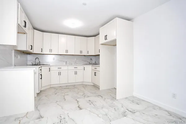 $1,400,000 | 37 Ewing Avenue, Unit 201, Spring Valley, NY 10977