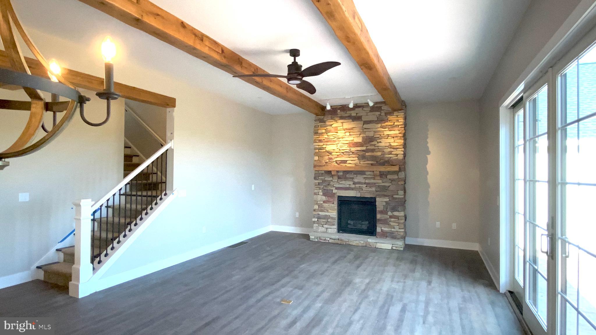 171 Duncan Loop Boiling Springs, PA 17007 - Photo 11 of 28 Gallery Image 11