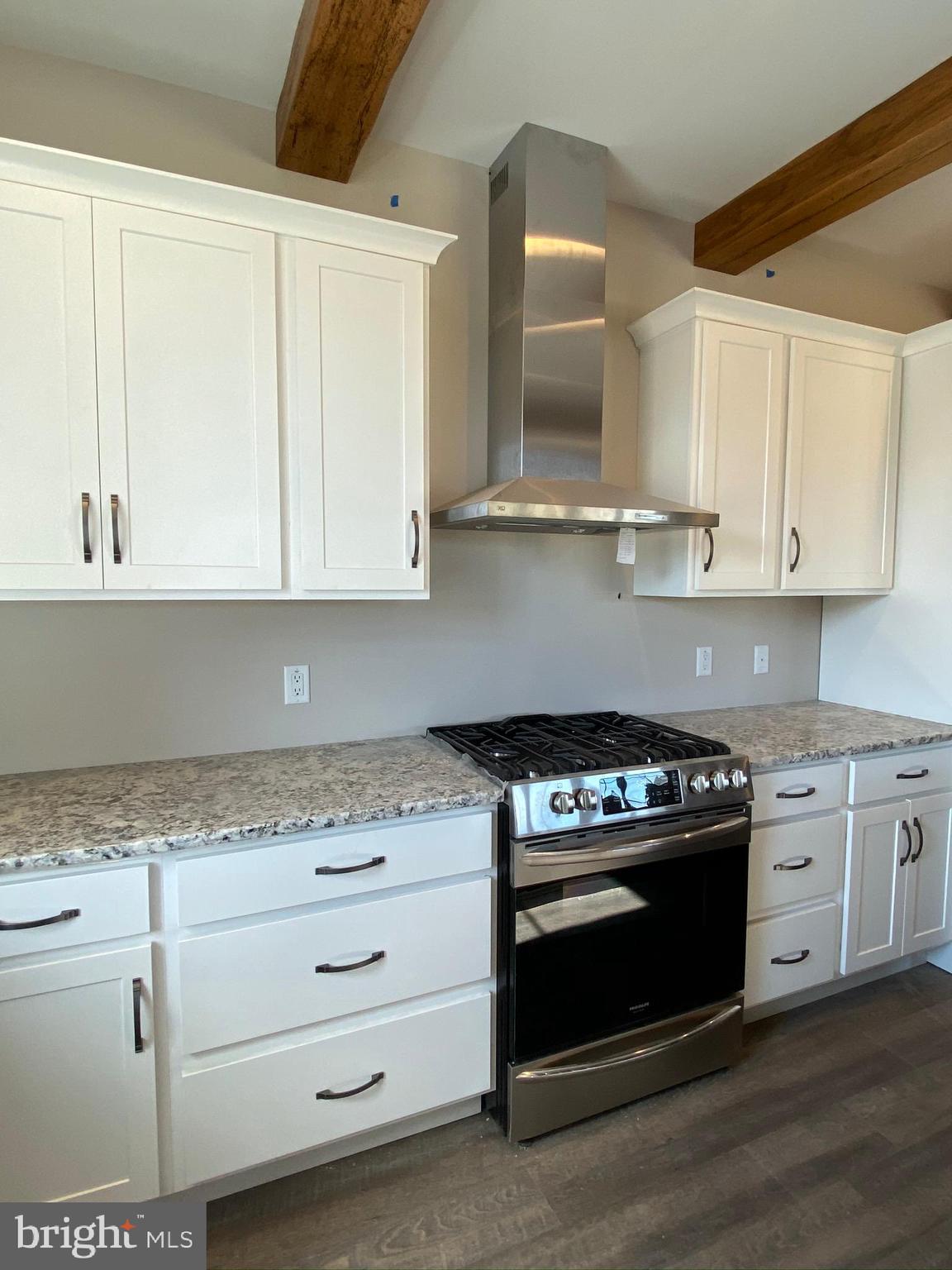 171 Duncan Loop Boiling Springs, PA 17007 - Photo 16 of 28 Gallery Image 16
