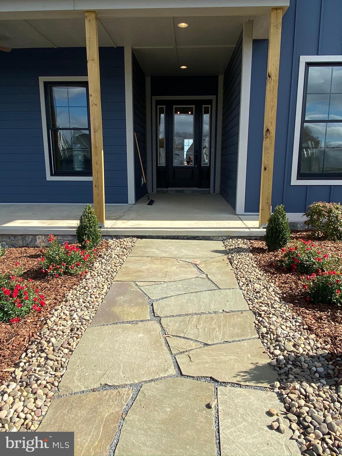 171 Duncan Loop Boiling Springs, PA 17007 - Photo 8 of 28 Gallery Image 8