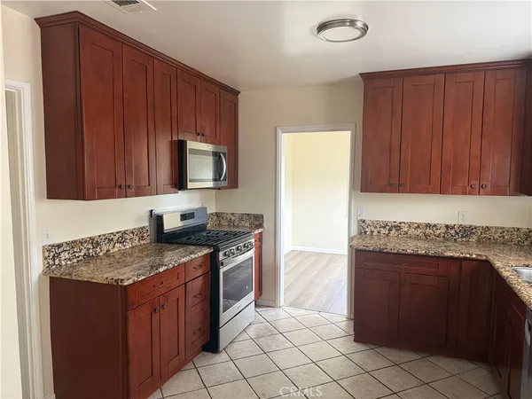 $3,300 | 4126 North Walnuthaven Drive, Covina, CA 91722