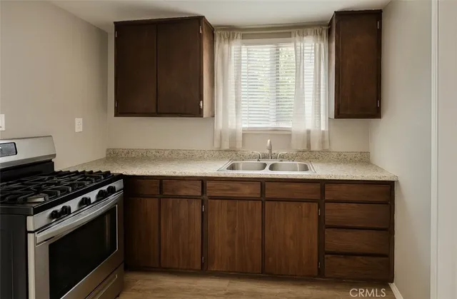 $799,991 | 1872 Lemon Avenue, Long Beach, CA 90806