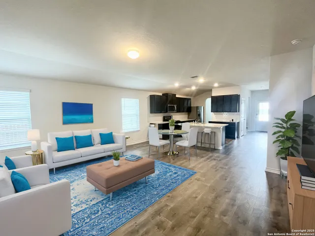 $1,750 | 9628 Western Wishes, San Antonio, TX 78254