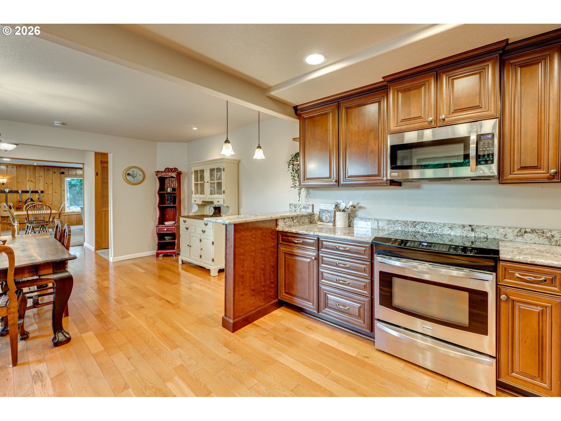 407 North Dubois Road Ariel, WA 98603 - Photo 5 of 44