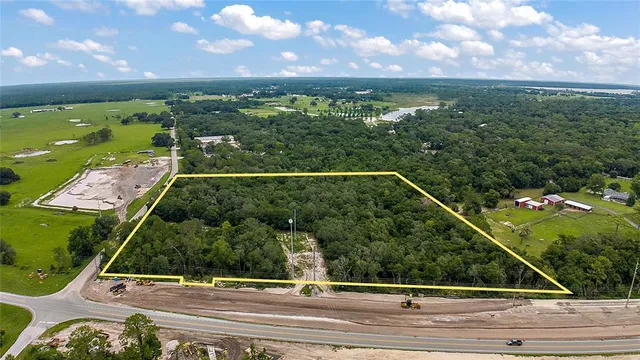 $1,950,000 | 5619 Highway 17, De Leon Springs, FL 32130