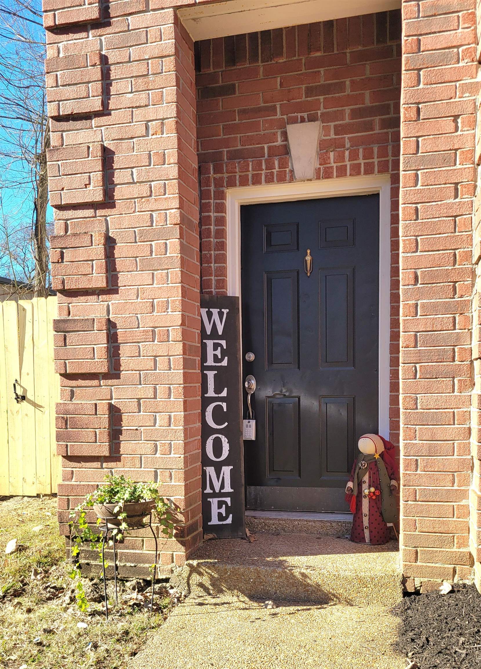 1153 Clear Creek Road Collierville, TN 38017 - Photo 2 of 31 Gallery Image 2