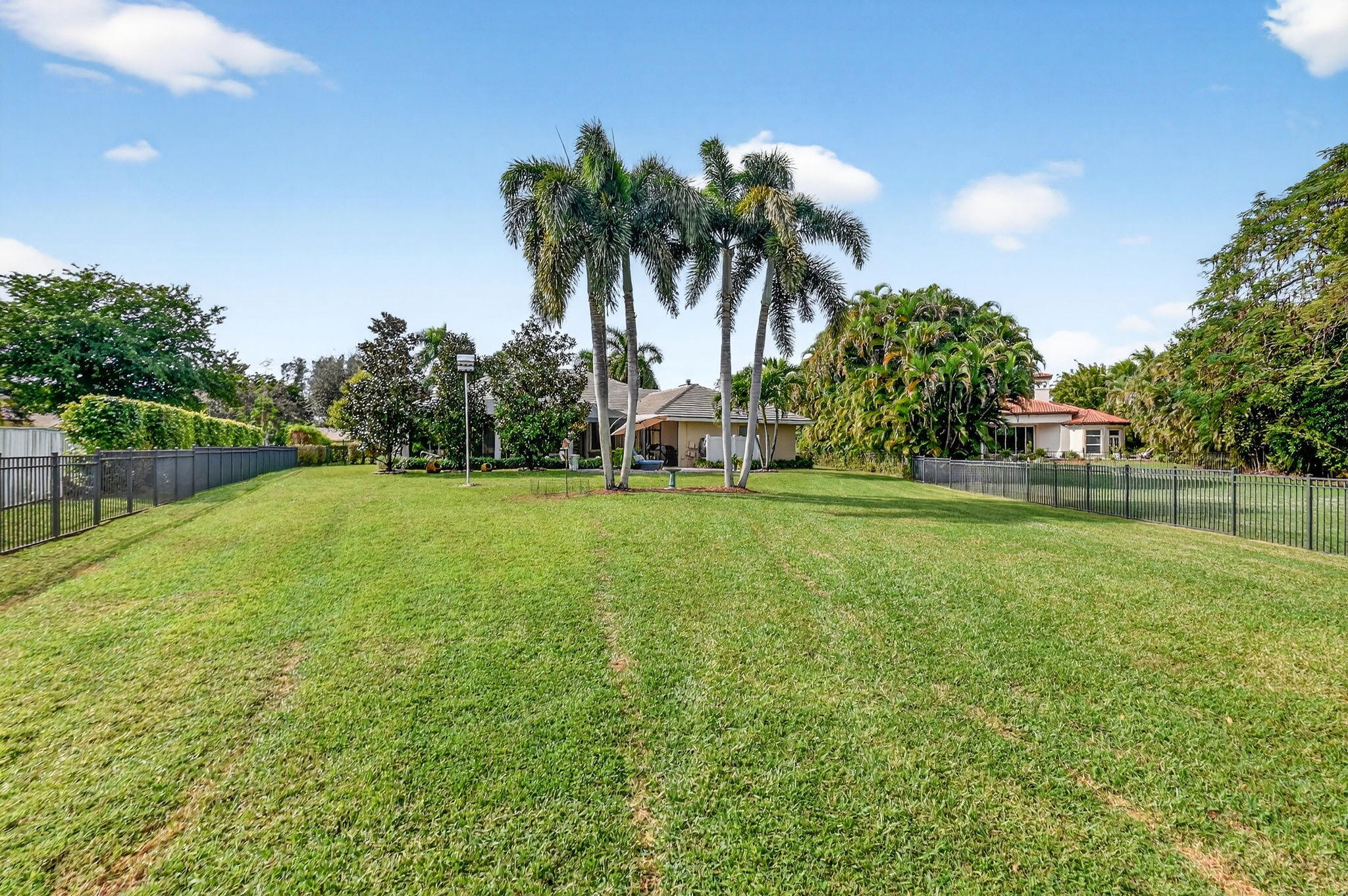 10305 Avenida Del Rio Delray Beach, FL 33446 - Photo 29 of 37 70-web-or-mls-DSC_4355