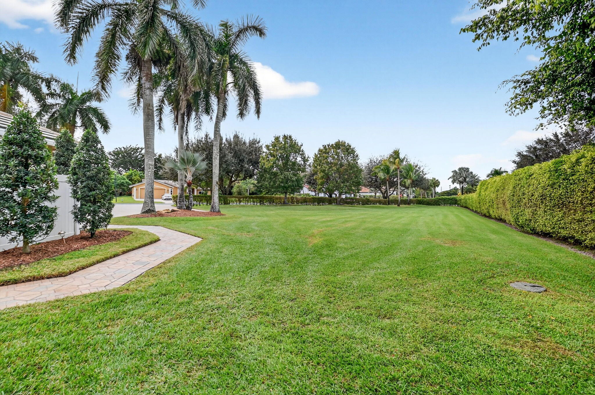 10305 Avenida Del Rio Delray Beach, FL 33446 - Photo 33 of 37 75-web-or-mls-DSC_4384