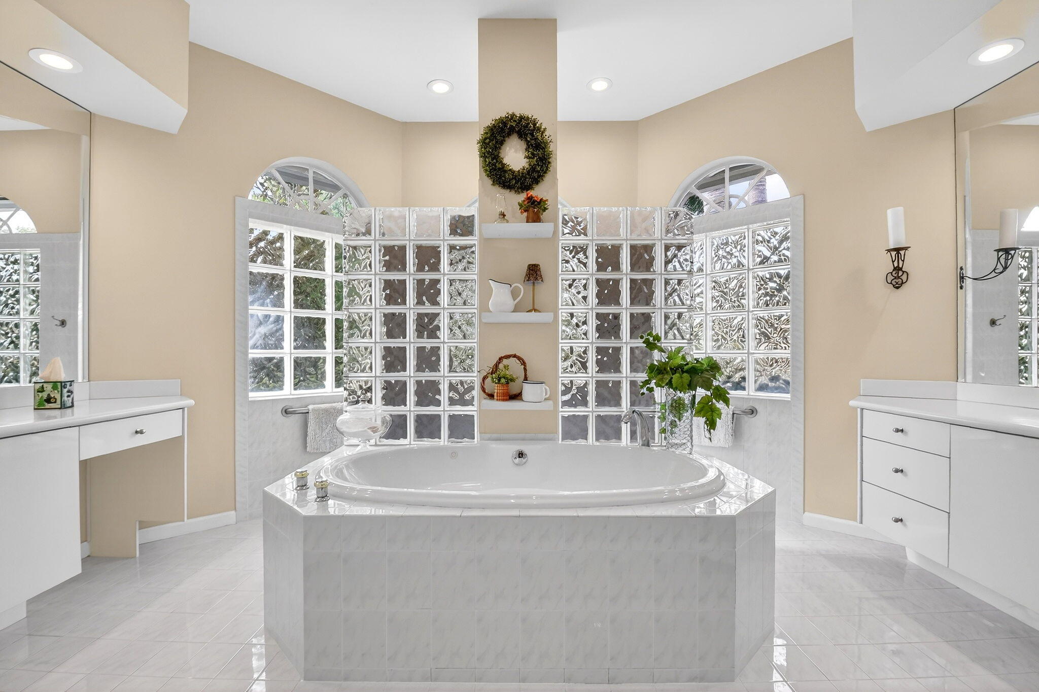 10305 Avenida Del Rio Delray Beach, FL 33446 - Photo 10 of 37 24-web-or-mls-DSC_4109