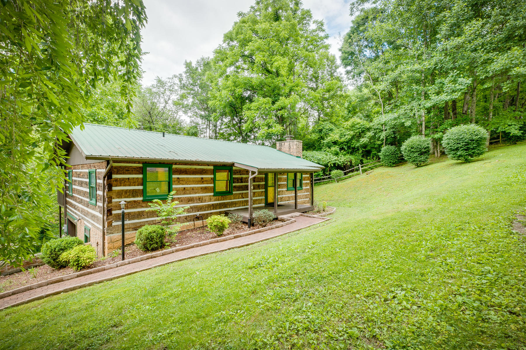 1703 Sinking Creek Road Johnson City, TN 37604 - Photo 3 of 37 003 - Copy