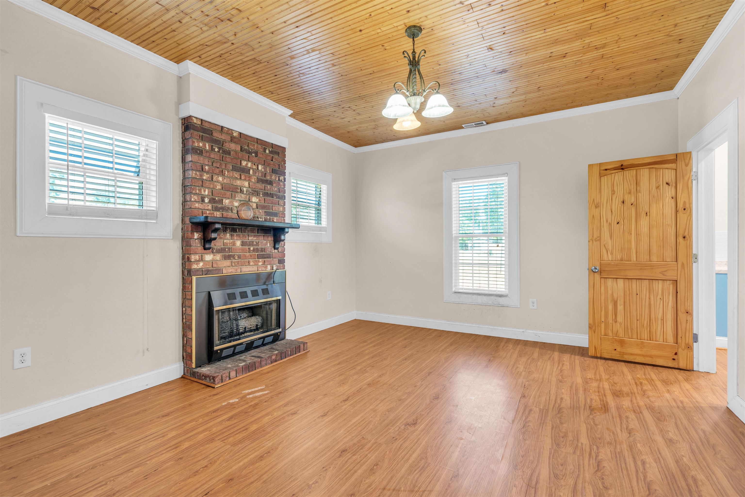 130 South Blackstock Road Spartanburg, SC 29301 - Photo 14 of 46