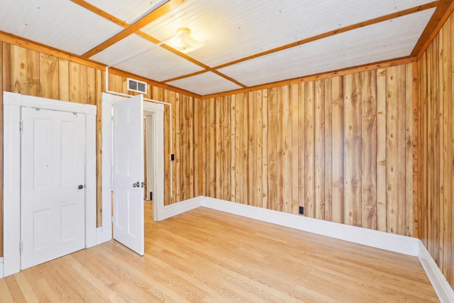604 9th Baraboo, WI 53913 - Photo 31 of 43