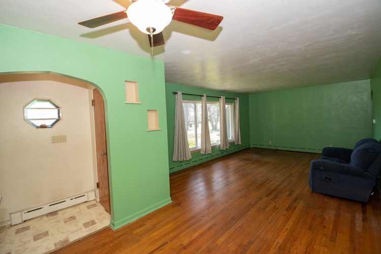 52577 Lilac Road South Bend, IN 46628 - Photo 8 of 28