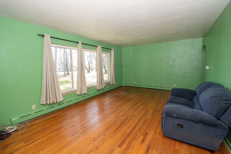 52577 Lilac Road South Bend, IN 46628 - Photo 9 of 28