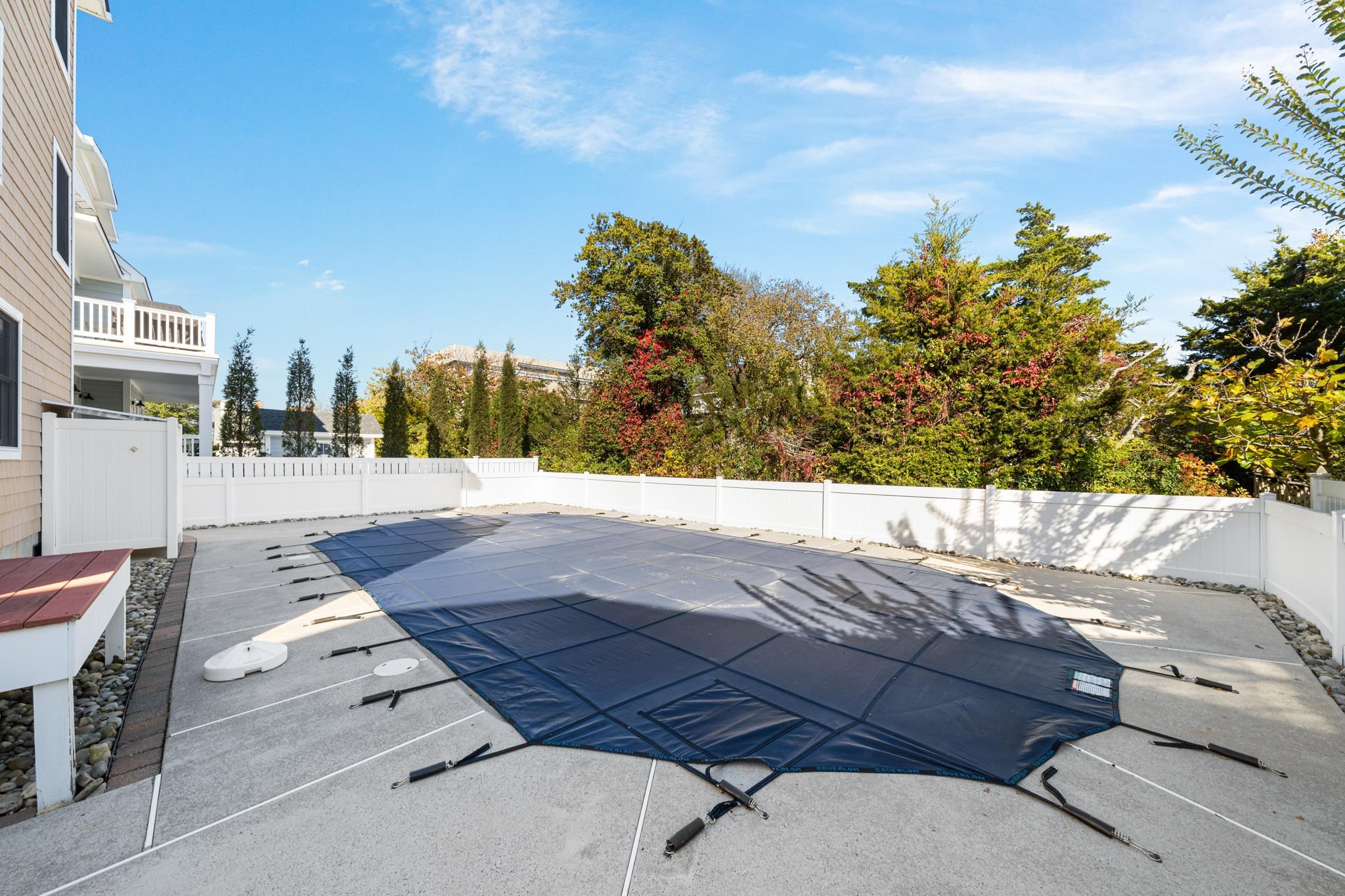 55 West 29th Avalon, NJ 08202 - Photo 31 of 32 a view of an outdoor space and a yard