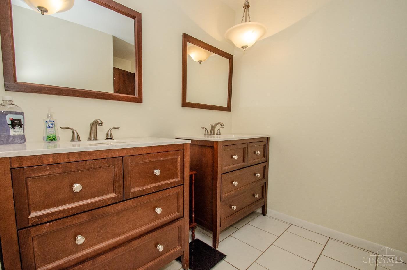 41 Lynn Rae Circle Centerville, OH 45458 - Photo 24 of 35
