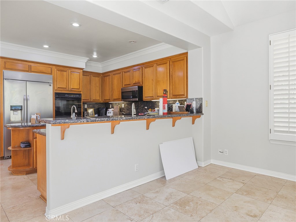 20316 Wynfreed Lane Porter Ranch, CA 91326 - Photo 11 of 51 Kitchen