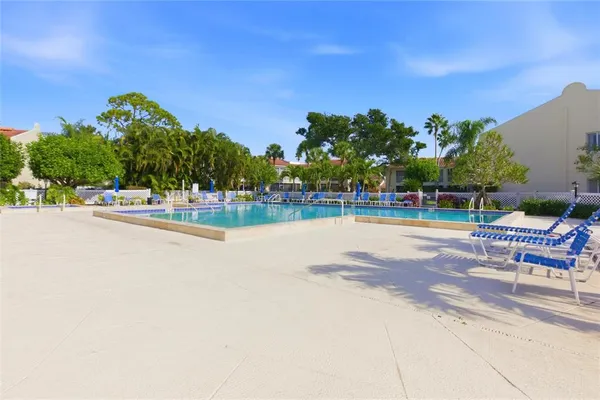 $1,750 | 6101 34th Street West, Unit 23C, Bradenton, FL 34210