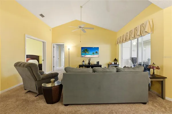 $1,750 | 6101 34th Street West, Unit 23C, Bradenton, FL 34210