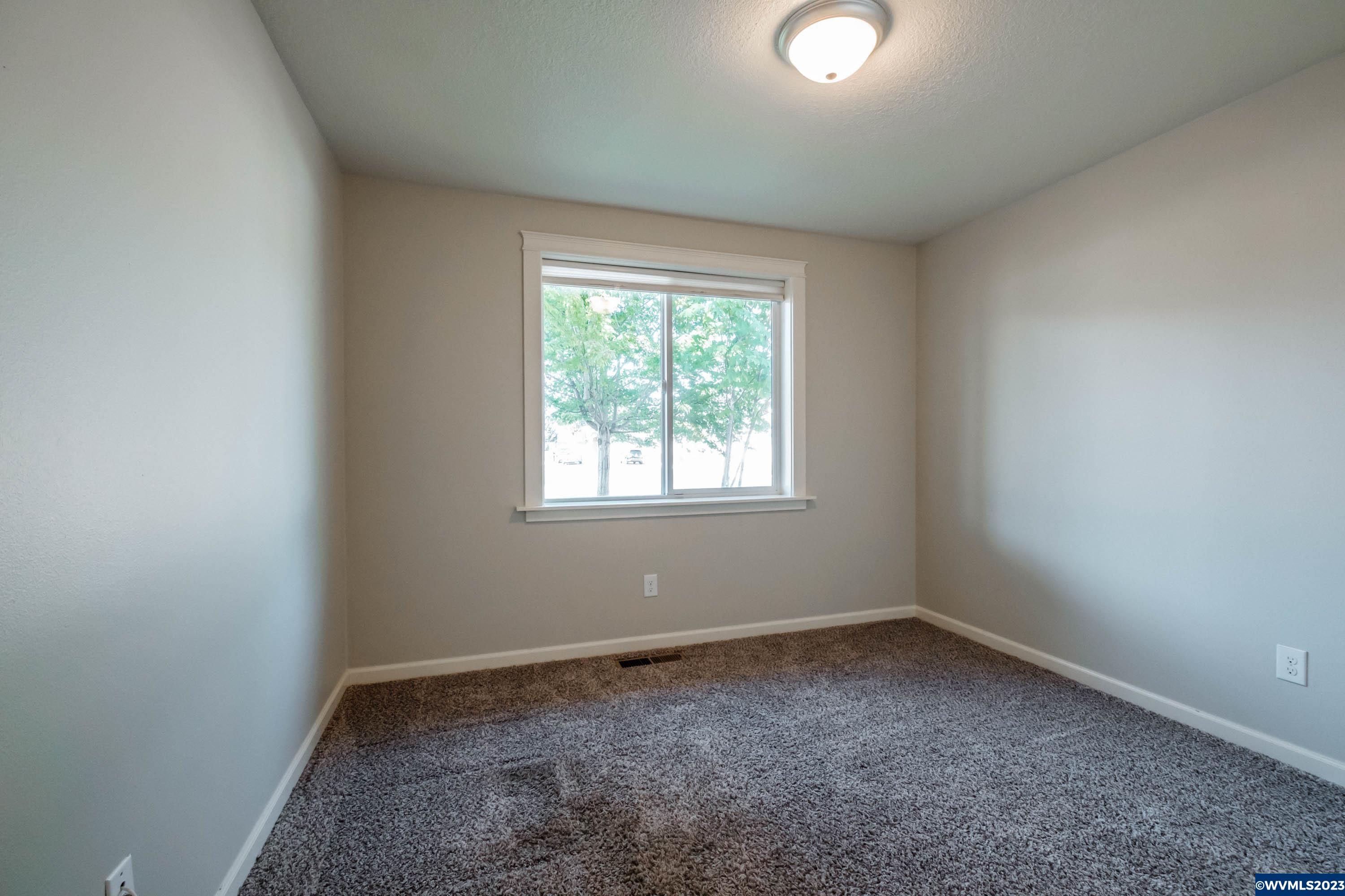 1470 Boone Road Southeast Salem, OR 97306 - Photo 27 of 40 Gallery Image 27