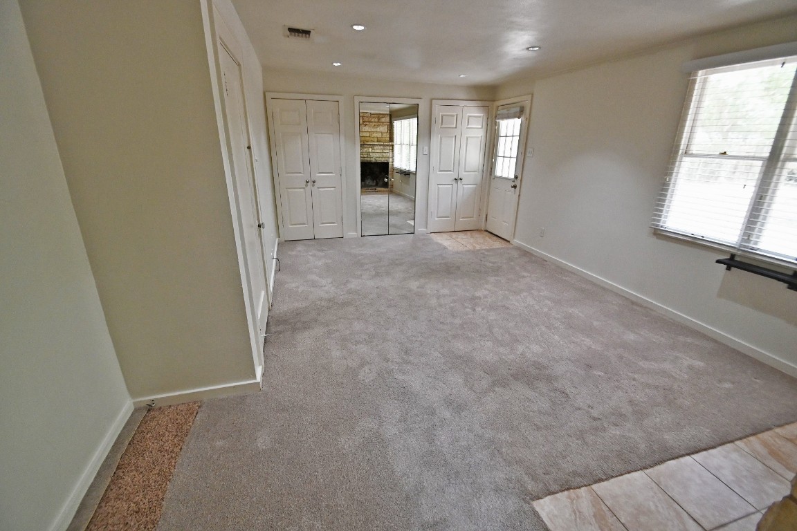 1007 Reagan Terrace Austin, TX 78704 - Photo 14 of 20 Primary bedroom with its own entrance