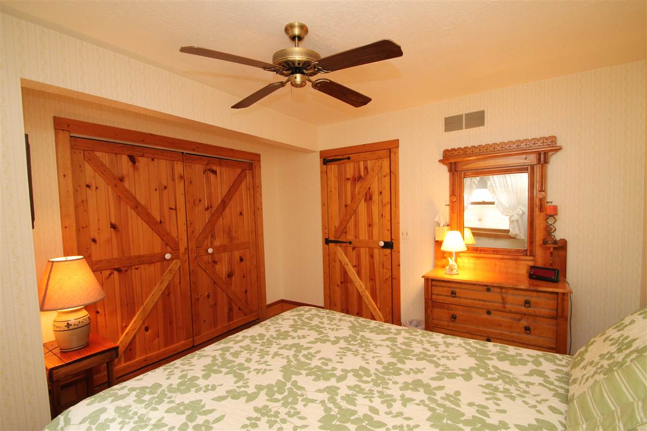 1020 West Singing Woods Road Edelstein, IL 61526 - Photo 22 of 36 Gallery Image 22