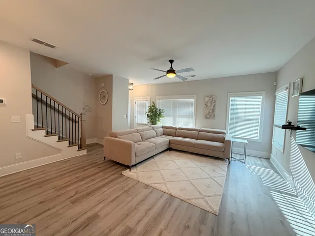 $2,800 | 1971 Drew Drive, Atlanta, GA 30318