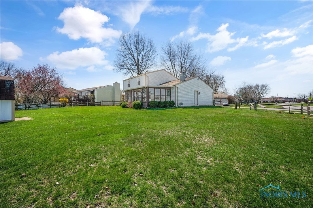 2051 Bromford Road Maumee, OH 43537 - Photo 17 of 18 Gallery Image 17