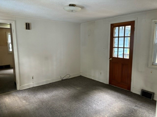 29 Wood Road Westfield, MA 01085 - Photo 8 of 12 Gallery Image 8