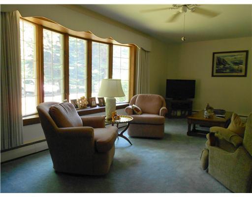 216 Church Road Brunswick, ME 04011 - Photo 8 of 20 Exterior Front. A huge bay window...