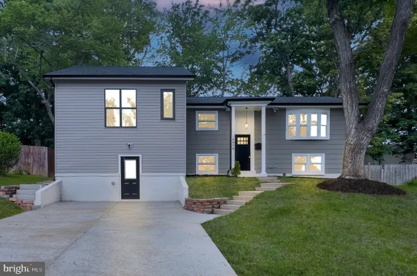 $698,000 | 14404 Birchdale Avenue, Woodbridge, VA 22193
