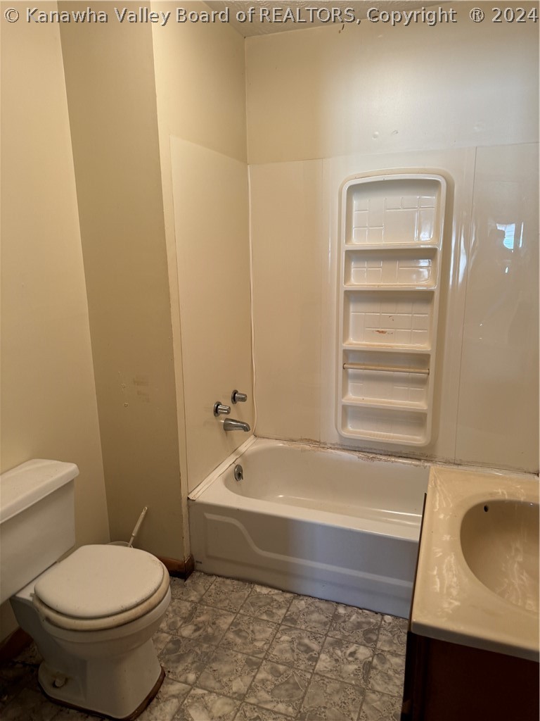 47 Long Fork Road Chapmanville, WV 25508 - Photo 6 of 17 Gallery Image 6