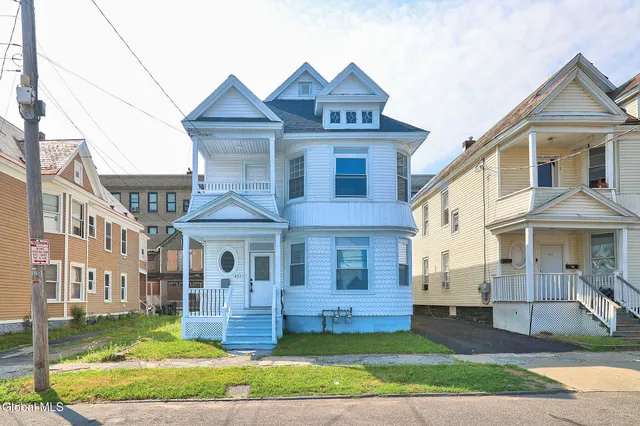 $349,750 | 421 Summit Avenue, Schenectady, NY 12307