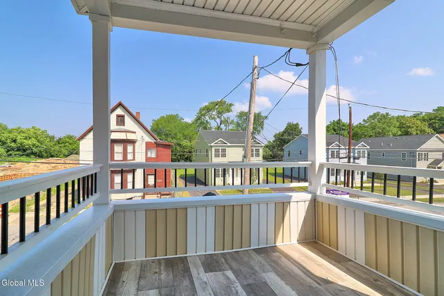 $349,750 | 421 Summit Avenue, Schenectady, NY 12307