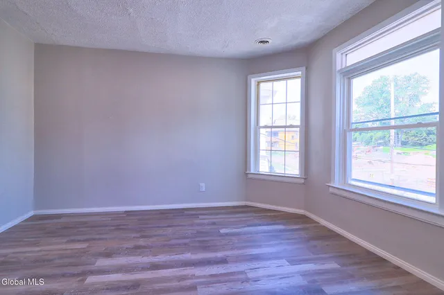 $349,750 | 421 Summit Avenue, Schenectady, NY 12307