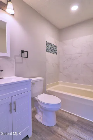 $349,750 | 421 Summit Avenue, Schenectady, NY 12307