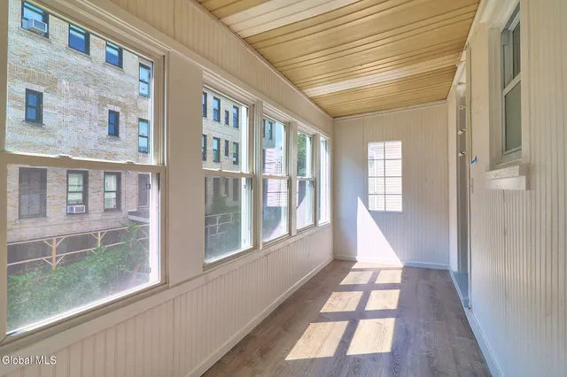 $349,750 | 421 Summit Avenue, Schenectady, NY 12307