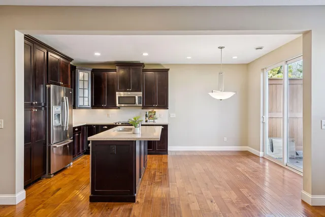 $340,000 | 3081 Countryside Avenue, Unit B, Woodbury, MN 55129