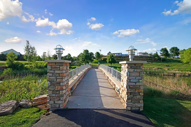 $340,000 | 3081 Countryside Avenue, Unit B, Woodbury, MN 55129