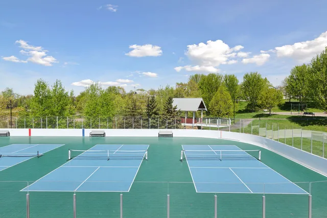 $340,000 | 3081 Countryside Avenue, Unit B, Woodbury, MN 55129