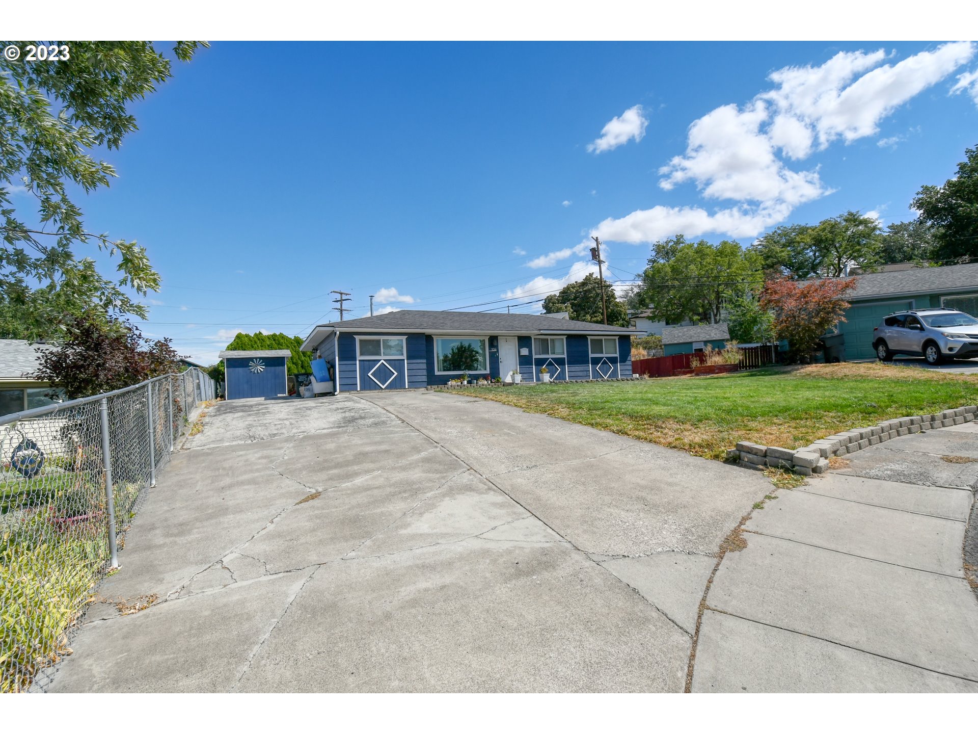 1126 Southwest 24th Street Pendleton, OR 97801 - Photo 2 of 32