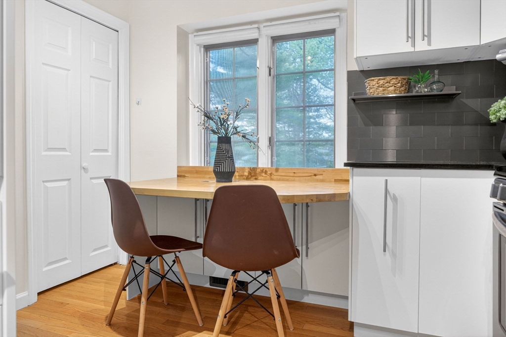 4 Oak Ridge Drive, Unit 6 Maynard, MA 01754 - Photo 5 of 34