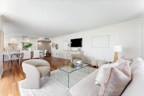 $480,000 | 2851 Northeast 183rd Street, Unit 617, Aventura, FL 33160