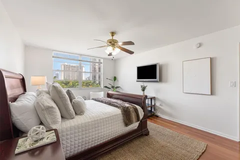 $480,000 | 2851 Northeast 183rd Street, Unit 617, Aventura, FL 33160