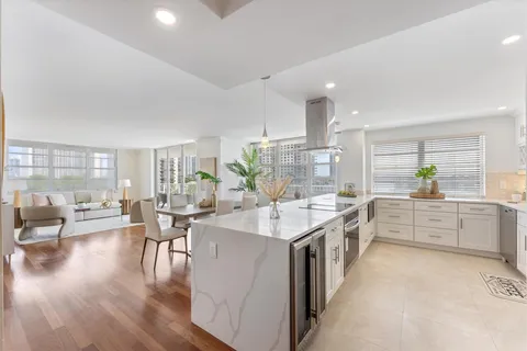 $480,000 | 2851 Northeast 183rd Street, Unit 617, Aventura, FL 33160