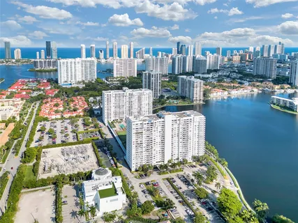 $480,000 | 2851 Northeast 183rd Street, Unit 617, Aventura, FL 33160