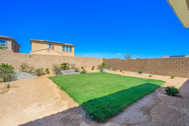 $3,300 | 35393 Sereno Lane, Palm Desert, CA 92211