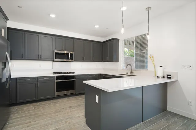 $3,300 | 35393 Sereno Lane, Palm Desert, CA 92211