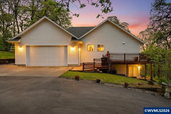 $809,000 | 1299 Twin Hills Road Southeast, Jefferson, OR 97352